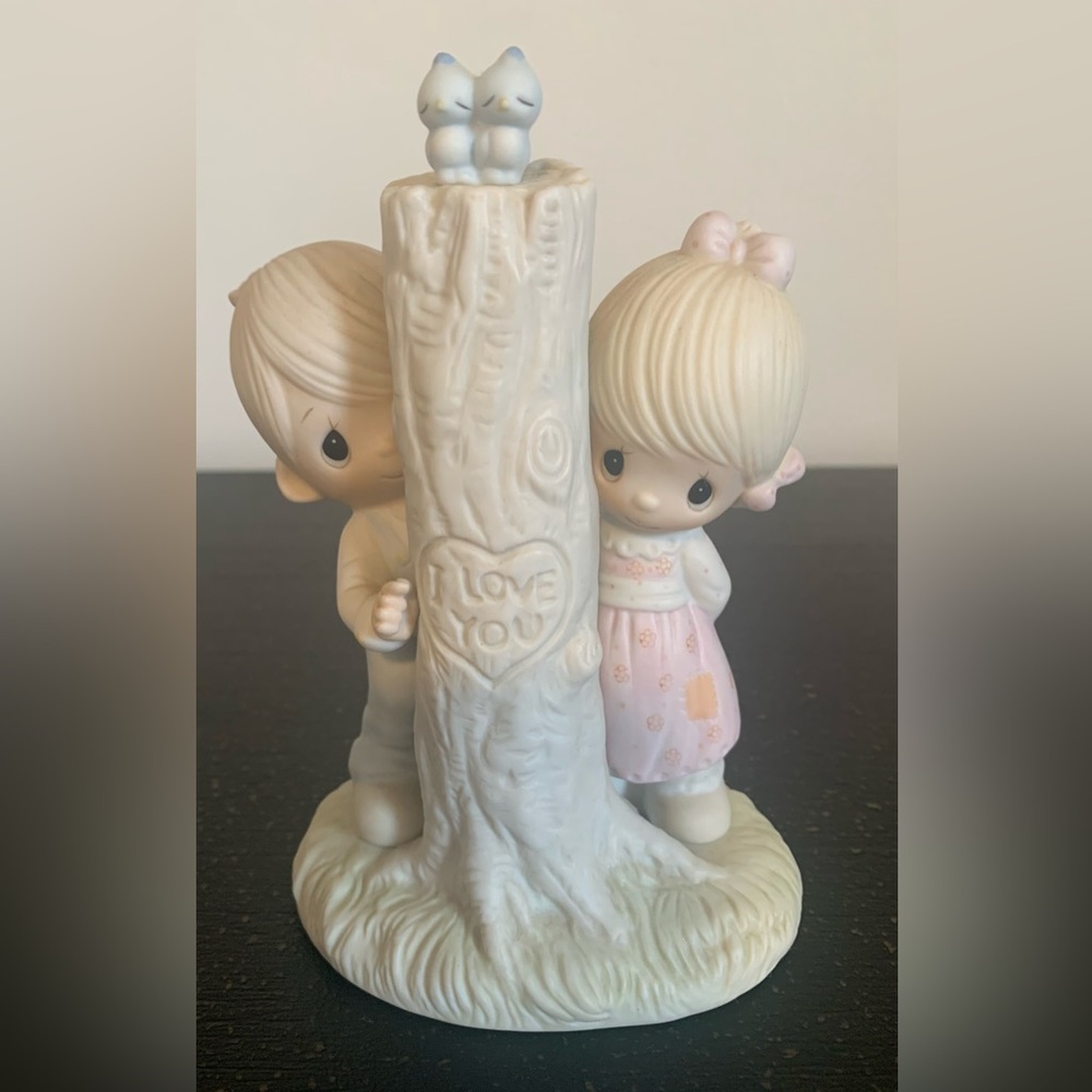 Vintage Precious MomentsVintage  “Thee I Love” Figurine
